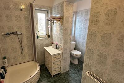 Casă cu 5 camere cu Canalizare în Lunei - 32