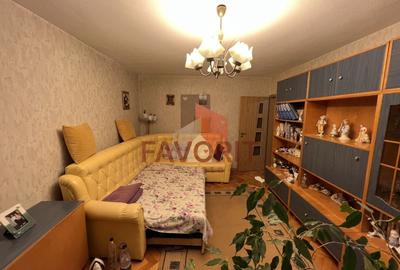 Apartament cu 3 camere decomandat în Aradului - 3