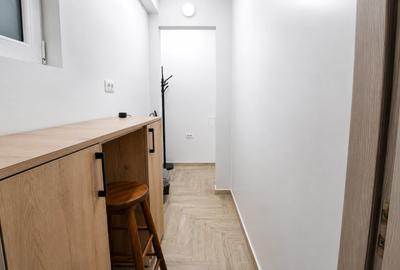 Spațiu comercial, de 24.629999160767 mp, în Central - 8