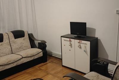 Apartament cu 2 camere decomandat în Exterior Vest