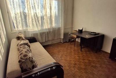 Apartament cu 3 camere semidecomandat în Policlinica - 7