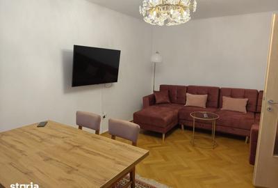 Apartament cu 3 camere decomandat în Central - 2