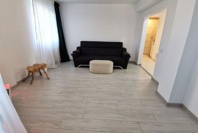 Apartament cu 2 camere decomandat, mobilat în Valea Adâncă