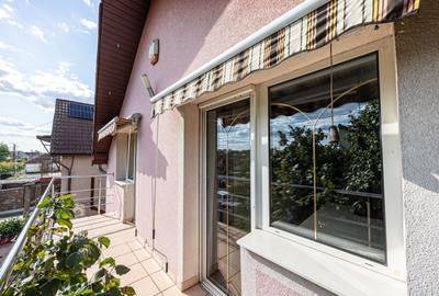 Casă individuală cu 6 camere cu Canalizare în Gai