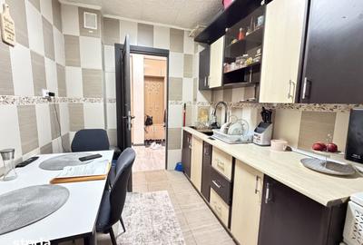 Apartament cu 3 camere decomandat în Central - 1