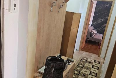 Apartament cu 3 camere semidecomandat în Central - 9