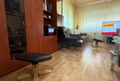 Casă individuală cu 6 camere cu Canalizare în Fratelia - 2