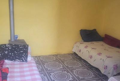 Casă cu 2 camere cu Teren 100 Mp în Central - 3