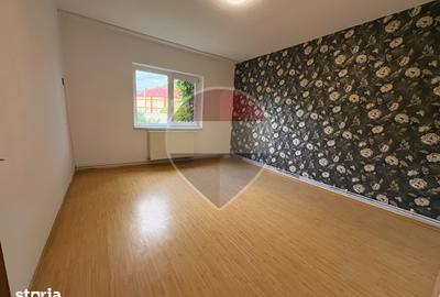 Apartament cu 2 camere decomandat în Dârste - 3