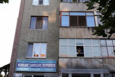 Apartament cu 2 camere decomandat în 23 August