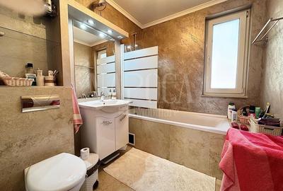 Apartament cu 3 camere decomandat în Florești - 6
