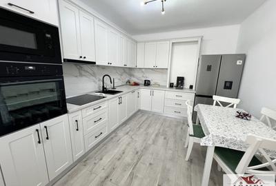 Duplex cu 4 camere cu Canalizare în Est - 2