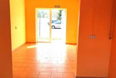 Spațiu comercial, de 23 mp, în Central