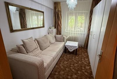 Apartament cu 3 camere decomandat în Republicii - 4