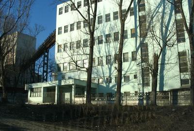 Spațiu industrial, de 576 mp, în Est