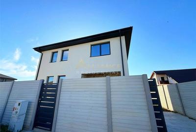 Casă cu 4 camere cu Teren 280 Mp în Berceni