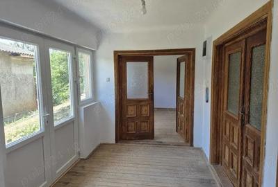 Casă cu 4 camere în Valea Dragului - 7