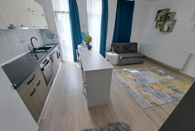 Garsonieră decomandată în Unirii
