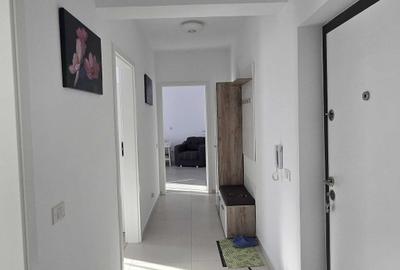 Apartament cu 2 camere decomandat în Exterior Vest