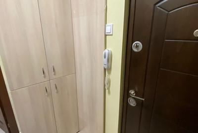 Apartament cu 2 camere decomandat în Drumul Taberei