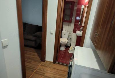 Apartament cu 4 camere decomandat în 1 Mai