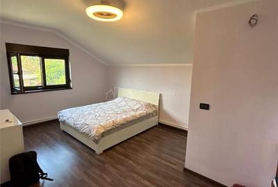 Casă cu 4 camere cu Teren 1200 Mp în Tulucești - 3