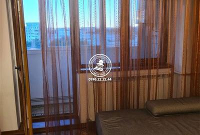 Apartament cu 3 camere decomandat în Podu Roș - 5