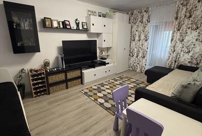 Apartament cu 2 camere decomandat, mobilat în Trocadero
