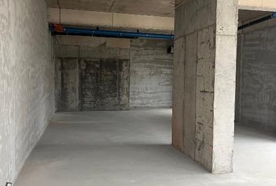 Spațiu comercial, de 131 mp, în Central - 8