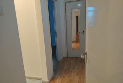 Apartament cu 3 camere semidecomandat în Drumul Taberei - 4