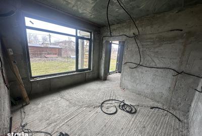 Casă cu 5 camere cu Teren 242 Mp în Ștefăneștii de Jos - 9