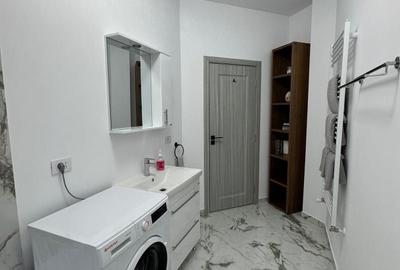 Apartament cu 2 camere decomandat în George Enescu