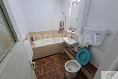 Apartament cu 3 camere decomandat în Trivale - 7