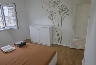Apartament cu 2 camere decomandat în Bârzești - 1