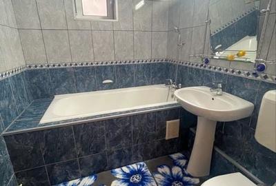 Apartament cu 3 camere decomandat în Teiul Doamnei - 2
