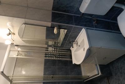 Apartament cu 2 camere decomandat în Domenii