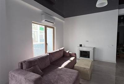 Apartament cu 2 camere semidecomandat, mobilat în Șelimbăr