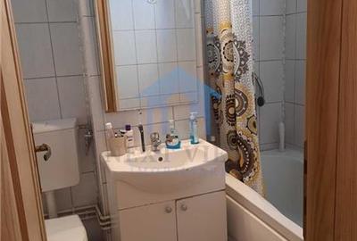 Apartament cu 3 camere decomandat în Grigorescu - 2