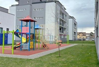 Apartament cu 3 camere semidecomandat, mobilat în Piața Cluj - 1