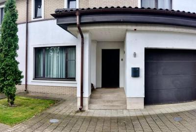 Duplex cu 4 camere cu Canalizare în Pipera