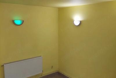 Spațiu comercial, de 58 mp, în Central - 4