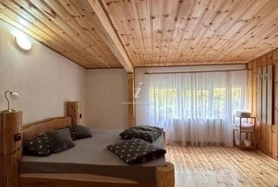 Casă cu 4 camere în Ciobotani - 3