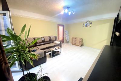 Apartament cu 3 camere decomandat, mobilat în 13 Septembrie
