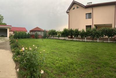 Casă cu 4 camere în Grădinari - 1