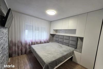 Apartament cu 3 camere decomandat în Micro 17 - 5
