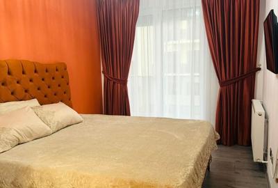 Apartament cu 3 camere decomandat în Central - 1