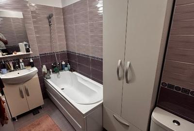 Apartament cu 3 camere decomandat, mobilat în Păcii - 8