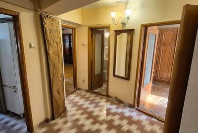 Apartament cu 2 camere decomandat în Central