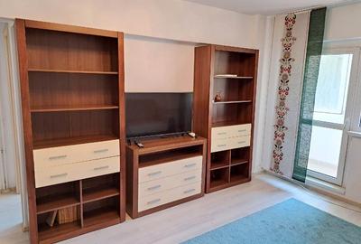Apartament cu 2 camere, mobilat în Tineretului