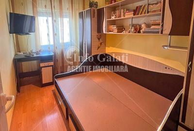 Apartament cu 3 camere în Micro 17